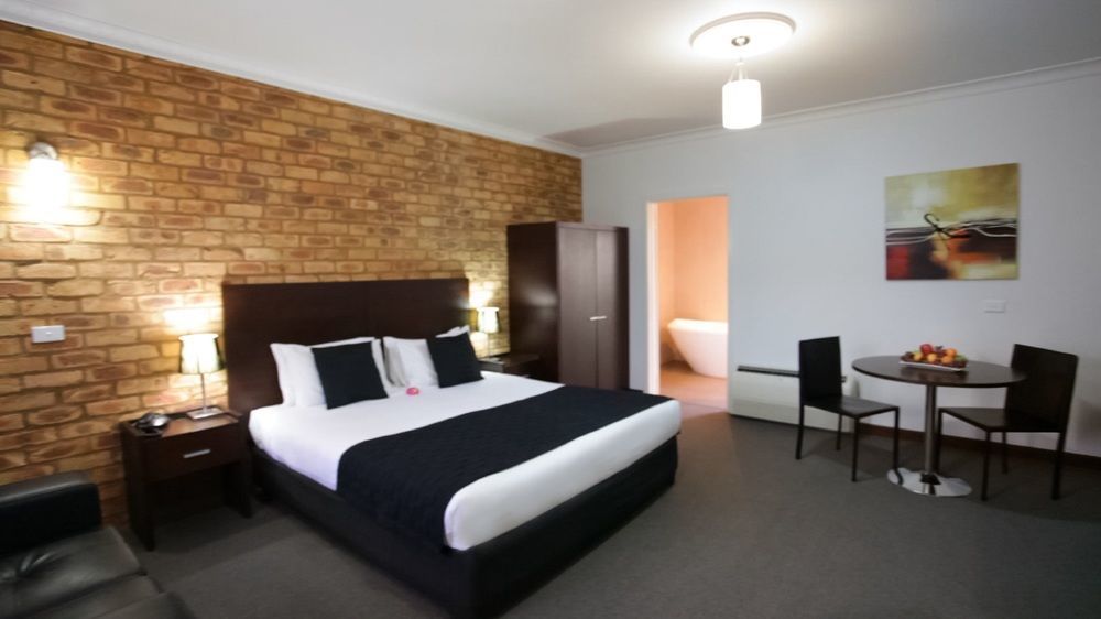 Mercure Port Of Hotel 4*