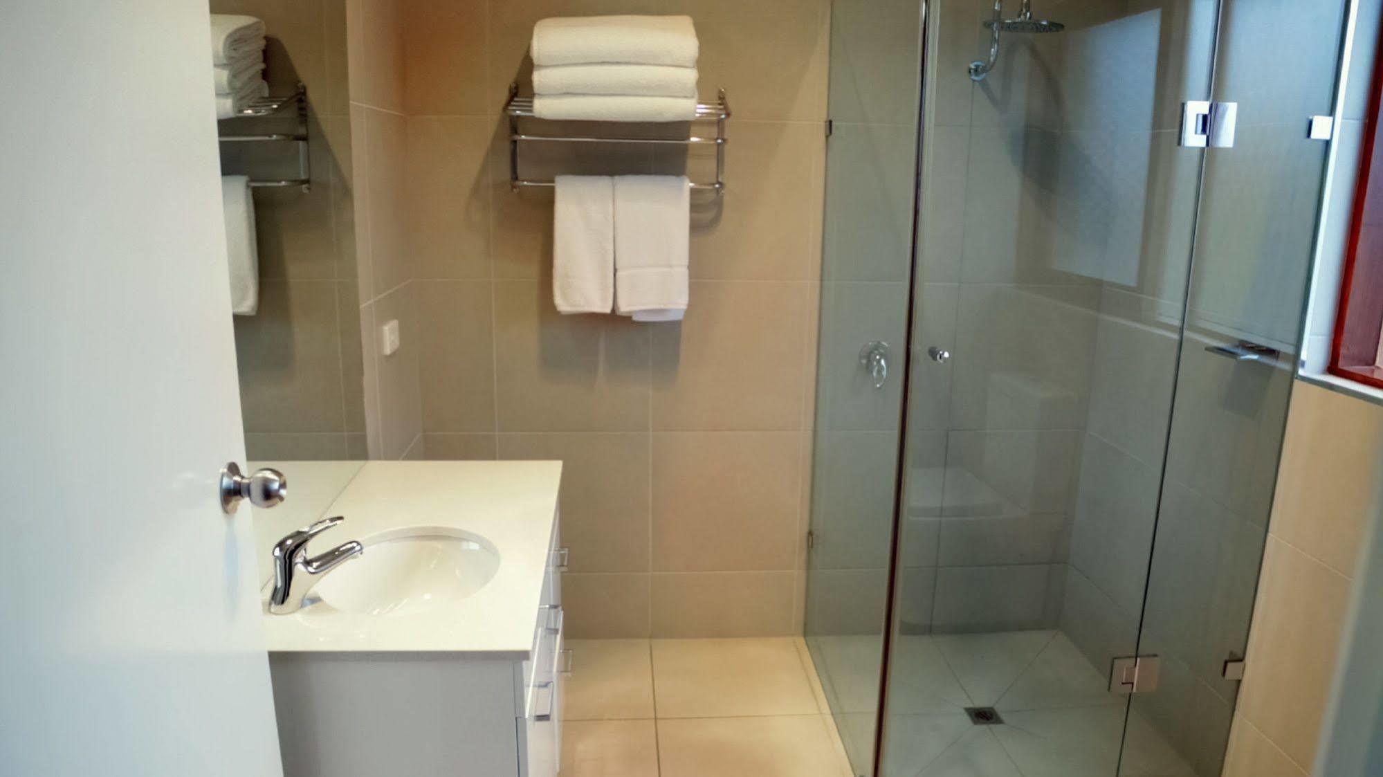 Mercure Port Of Hotel 4*